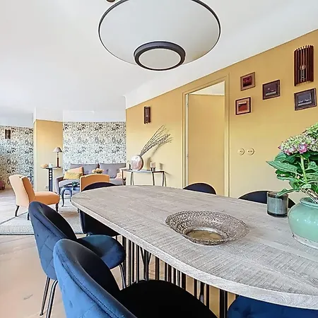Superb With Large Terrace In The Xvie Parigi