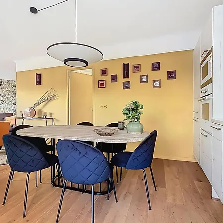 Superb With Large Terrace In The Xvie